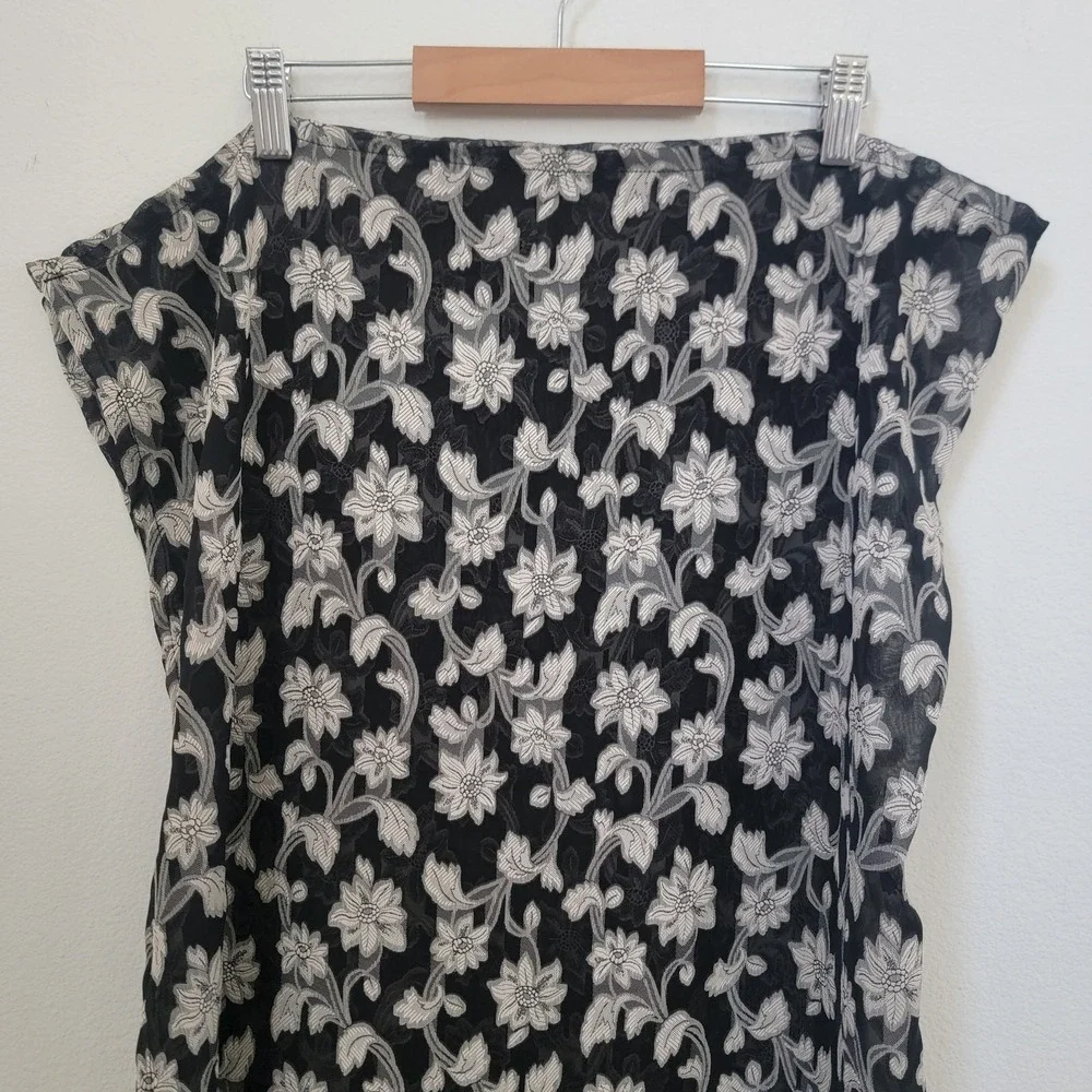 Jacquard Floral Square Table Cloth Black Sheer 42x53.5 Ofrenda Halloween Witchy‎